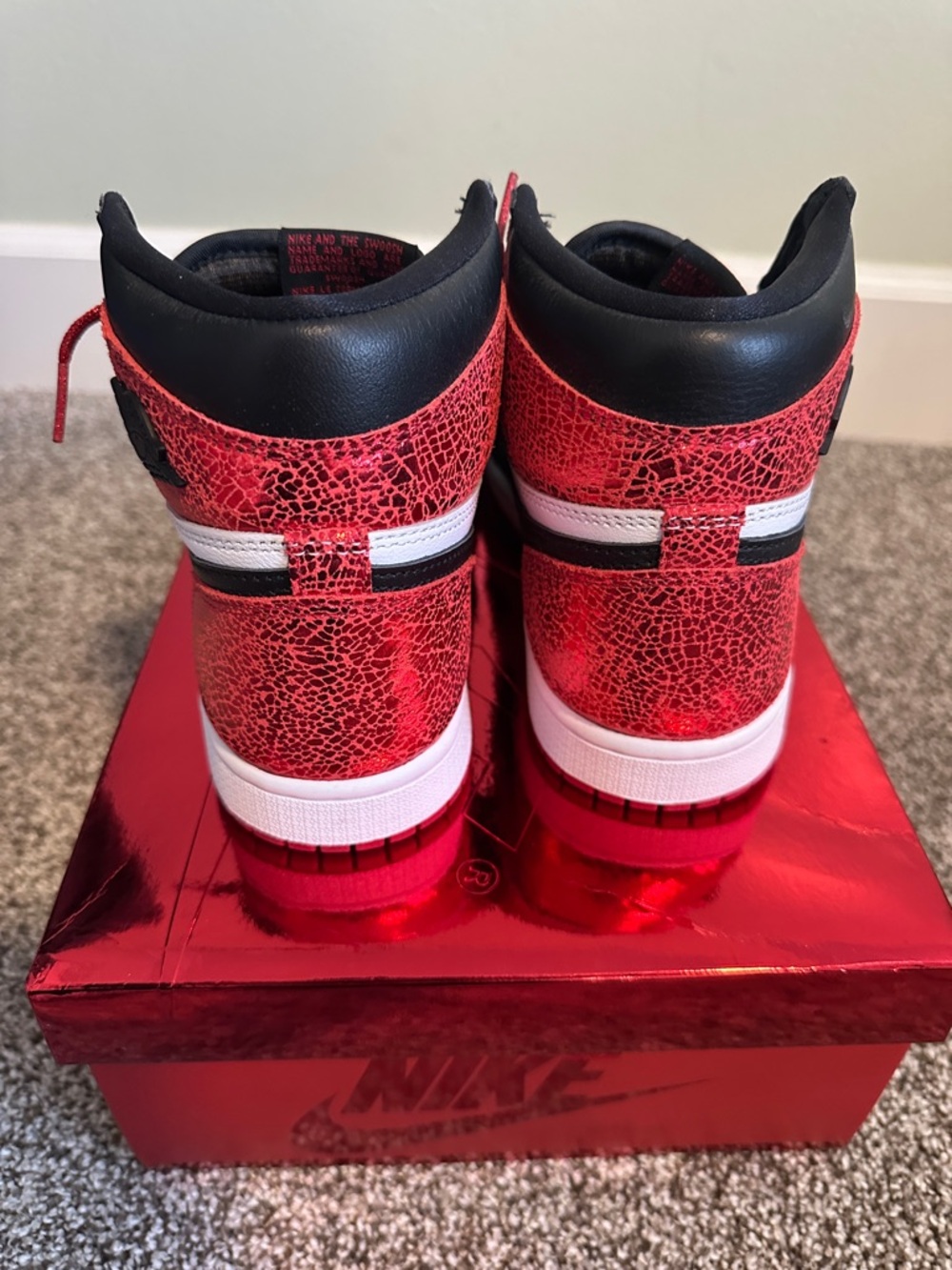 Women’s Air Jordan 1 Retro Hi OH - Picture 5 of 7